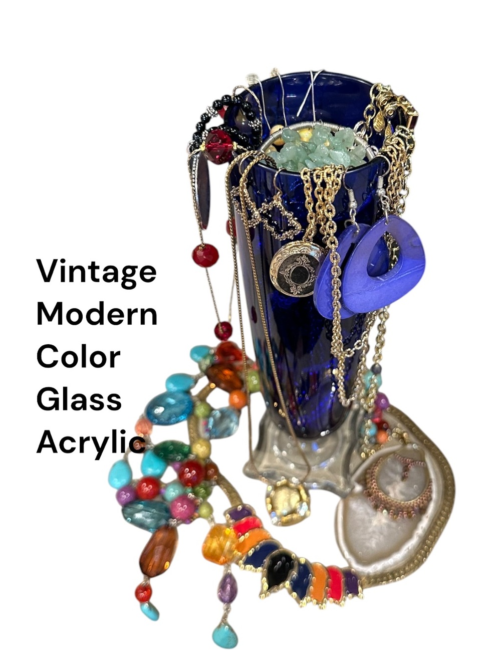 Estate to now Mixed Color Vintage Jewelry Lot with Cobalt Blue Vase Display full - Picture 2 of 12